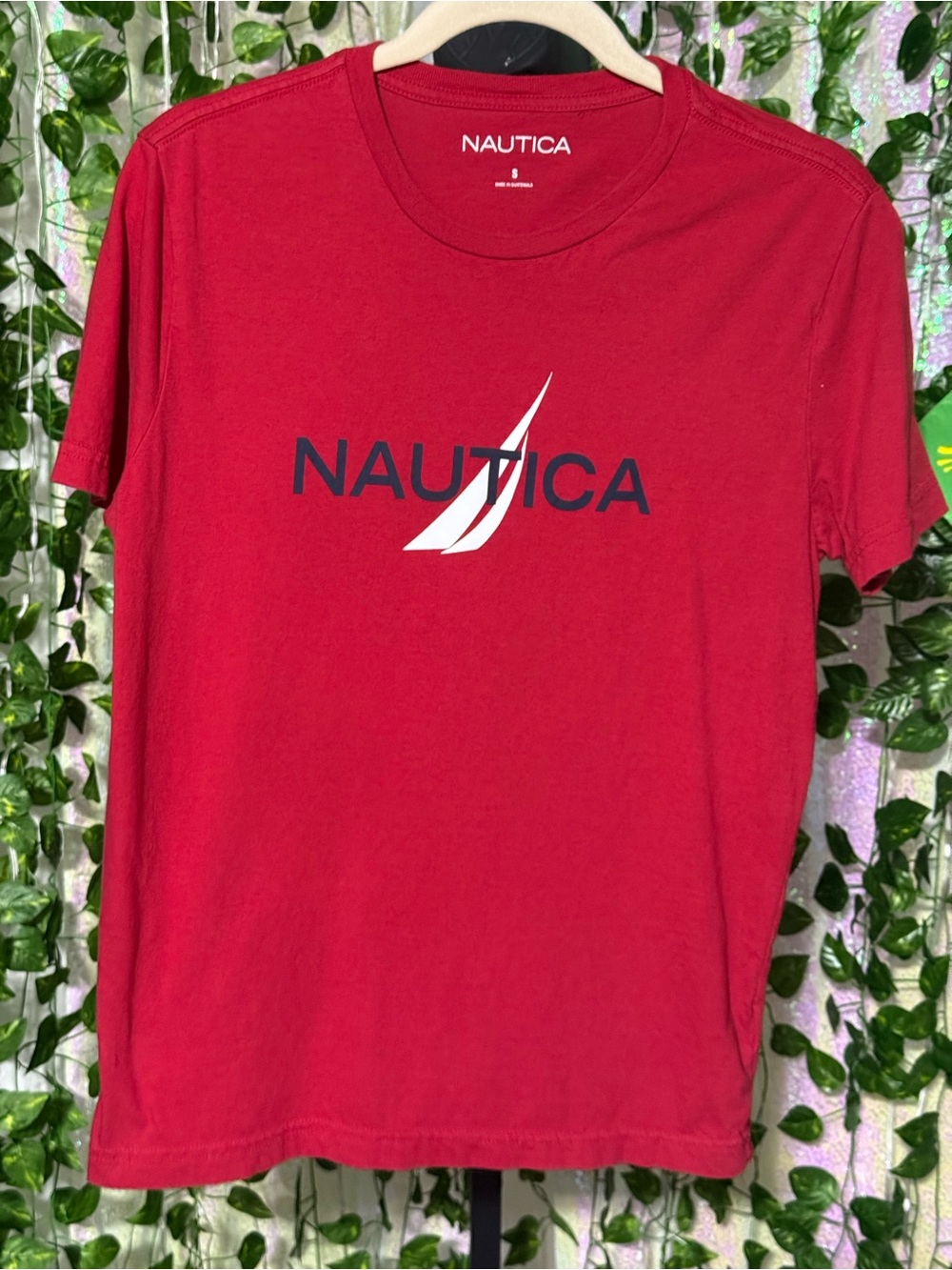 Nautica Men's Red Logo Cotton Crew Tee with White Sail size small